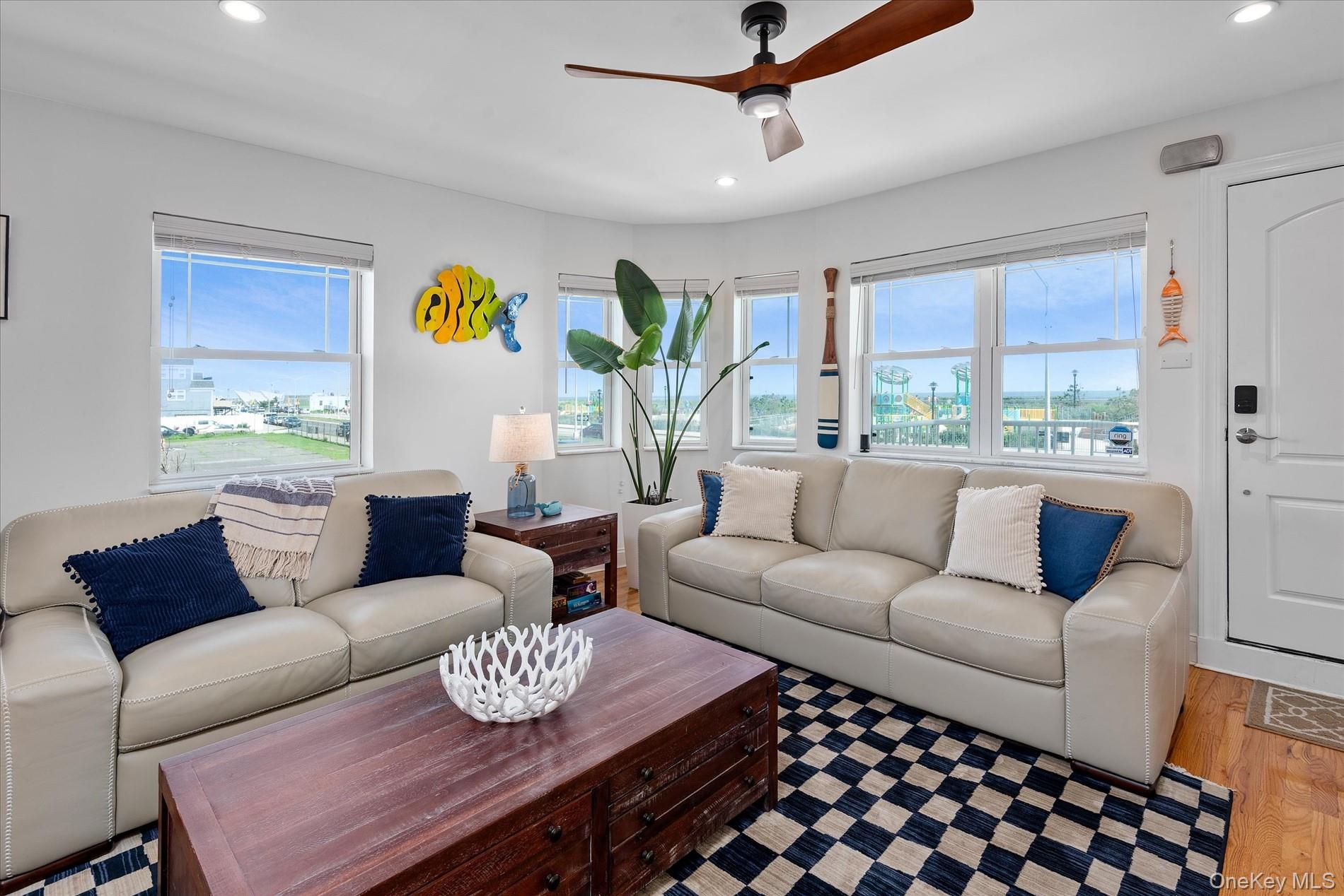 10004 Shore Front Parkway 22B — photo