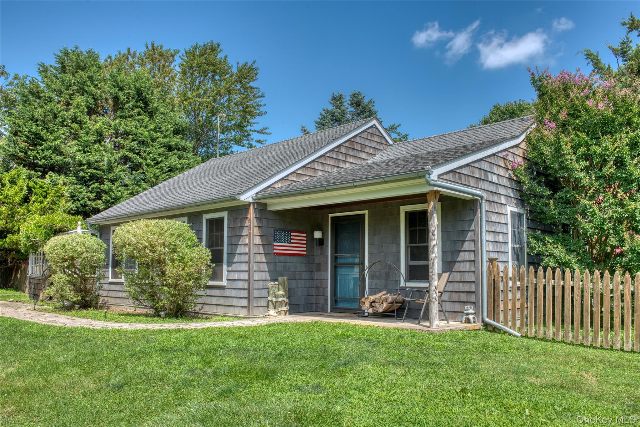 700 Plum Island Lane — photo
