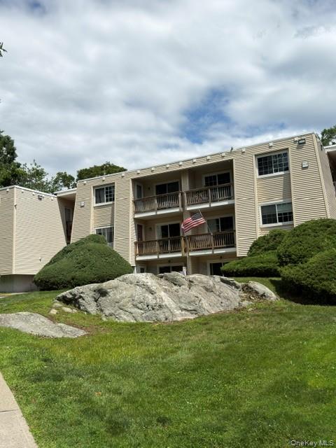 525 Fox Run Lane — photo