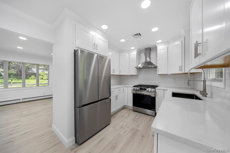18 Easterly Road, Southampton, NY 11946 — photo 2