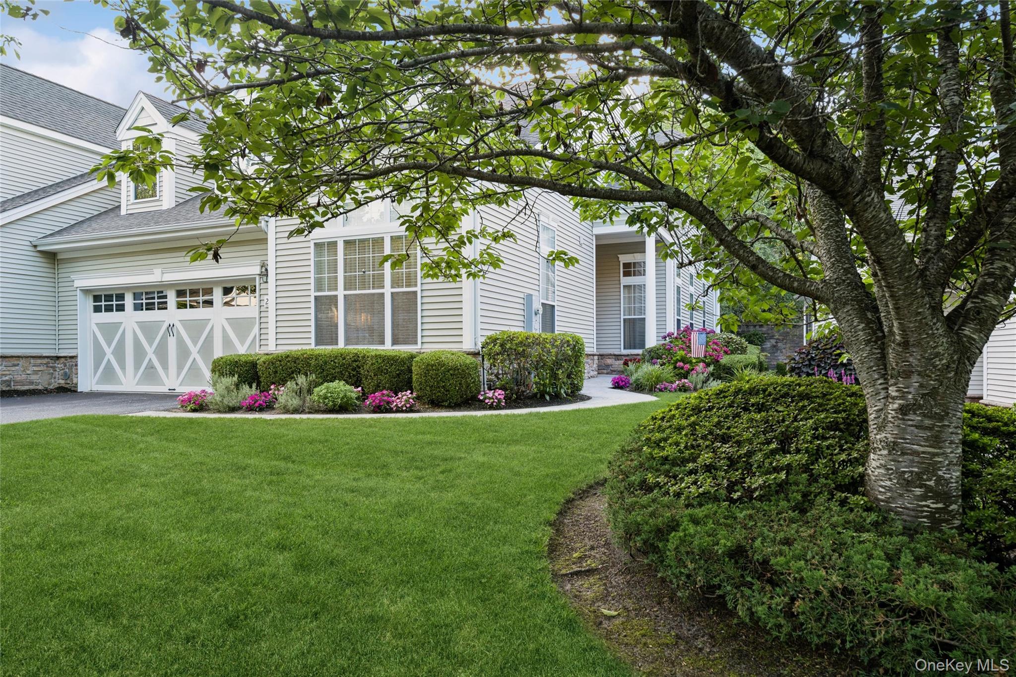 228 Sonata Court — photo