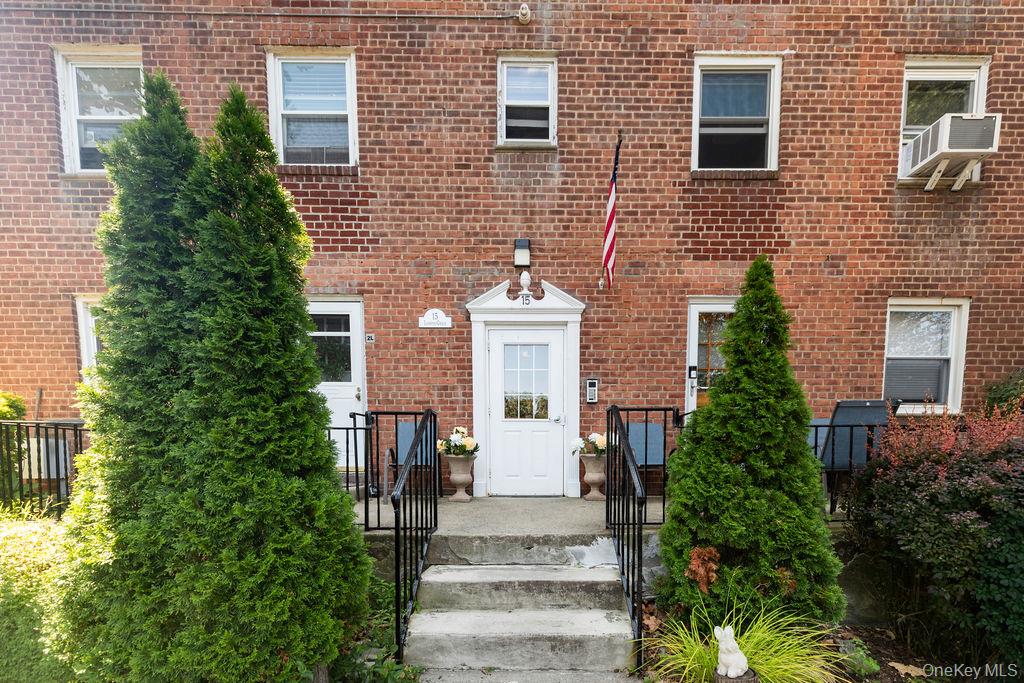 15 Leewood Circle 1R — photo