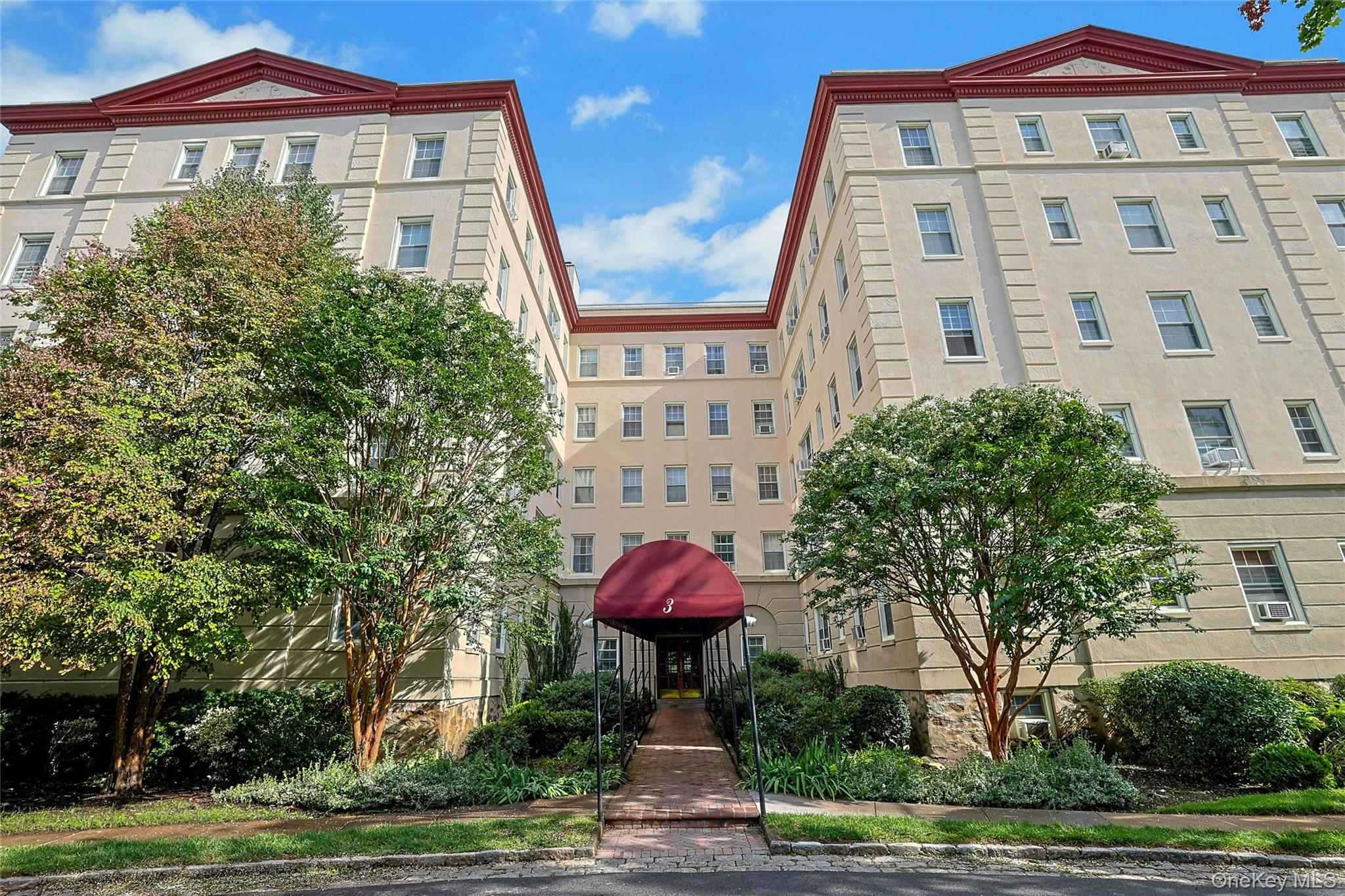 3 Park Lane 1B — photo