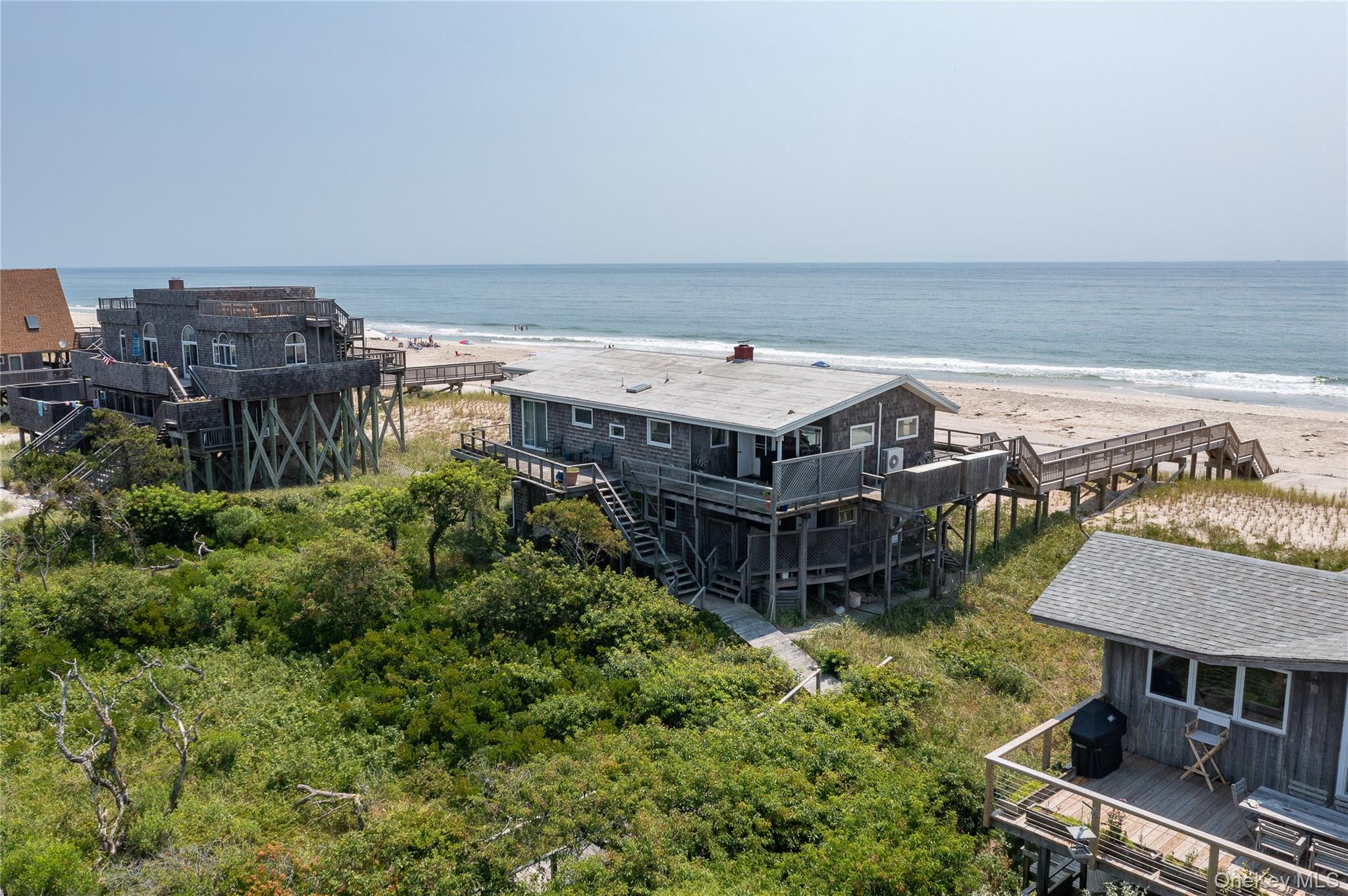 27 Dune Walk, Brookhaven, NY 11772 — photo 2