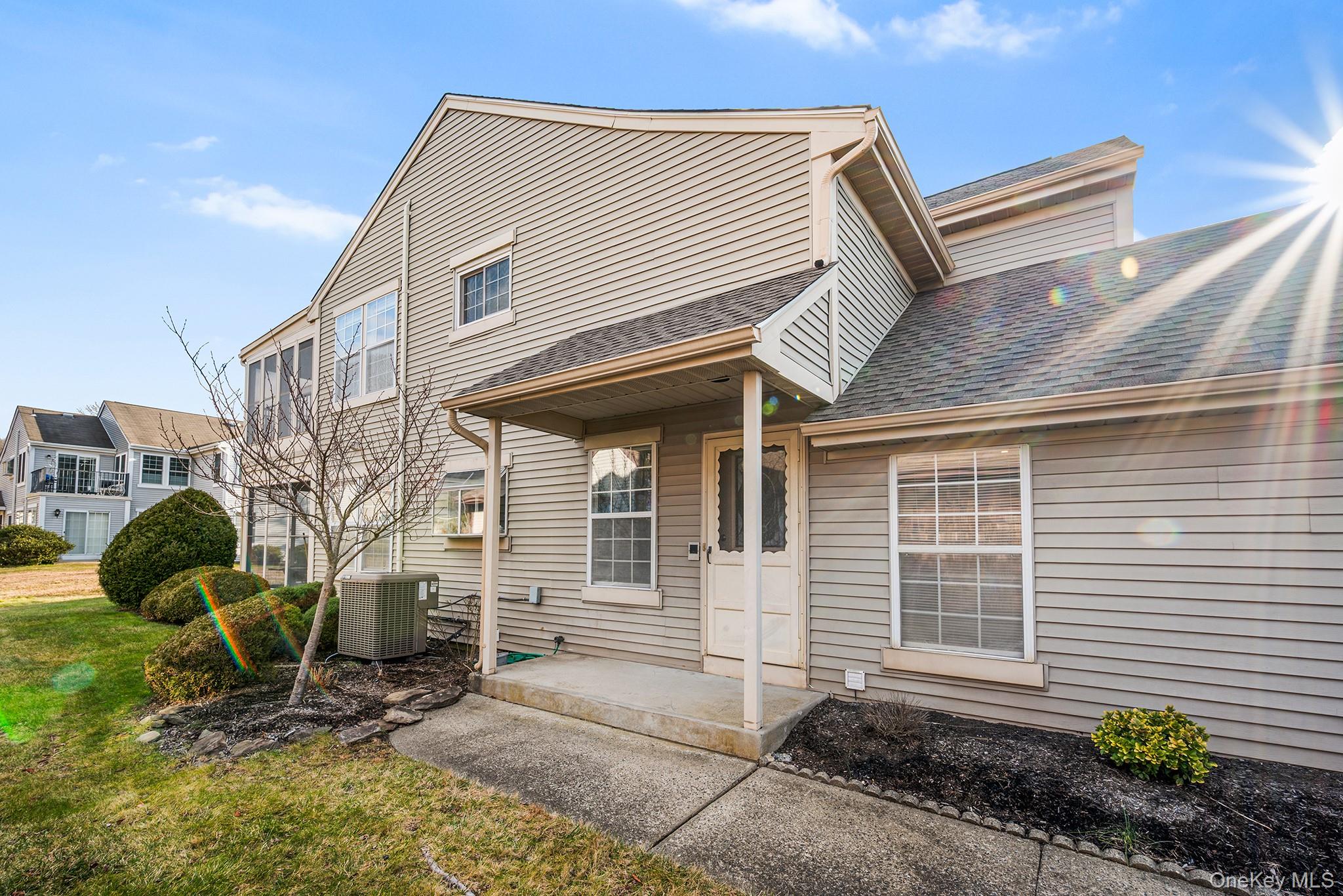 11D Rothwell Drive, Out of Area, NJ 08831 — photo 2