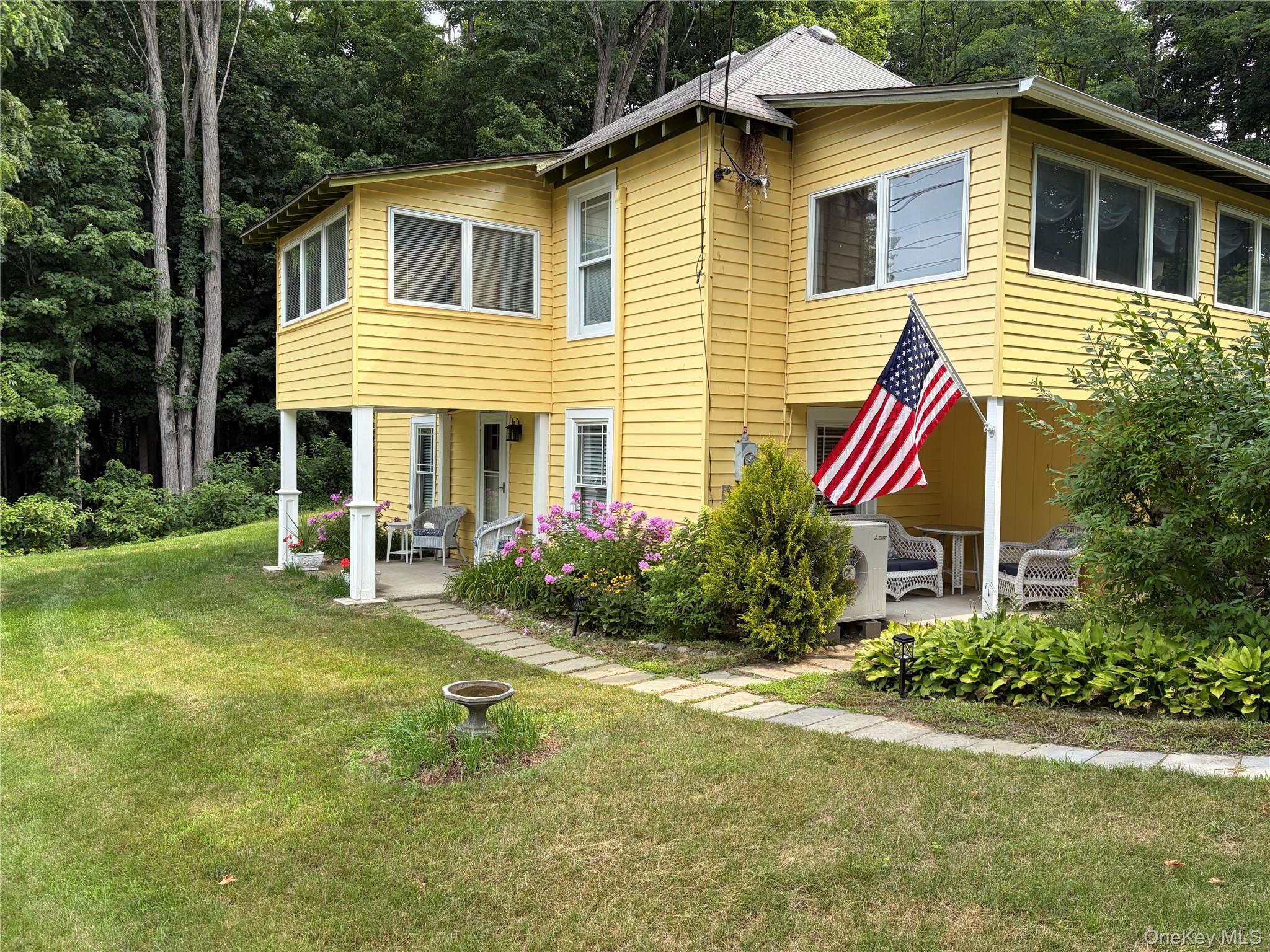 29 Cherry Street, Red Hook, NY 12571 — photo 2