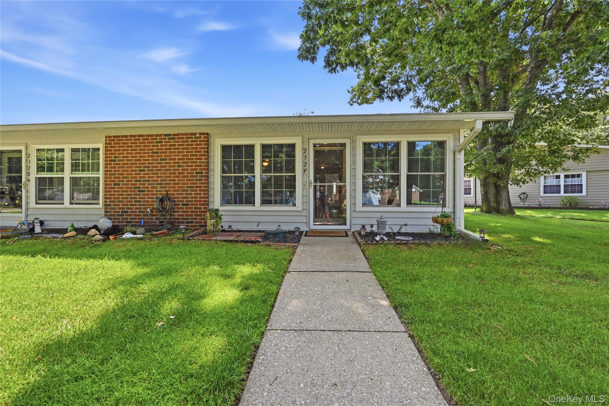 232 Blackpool Court F — photo