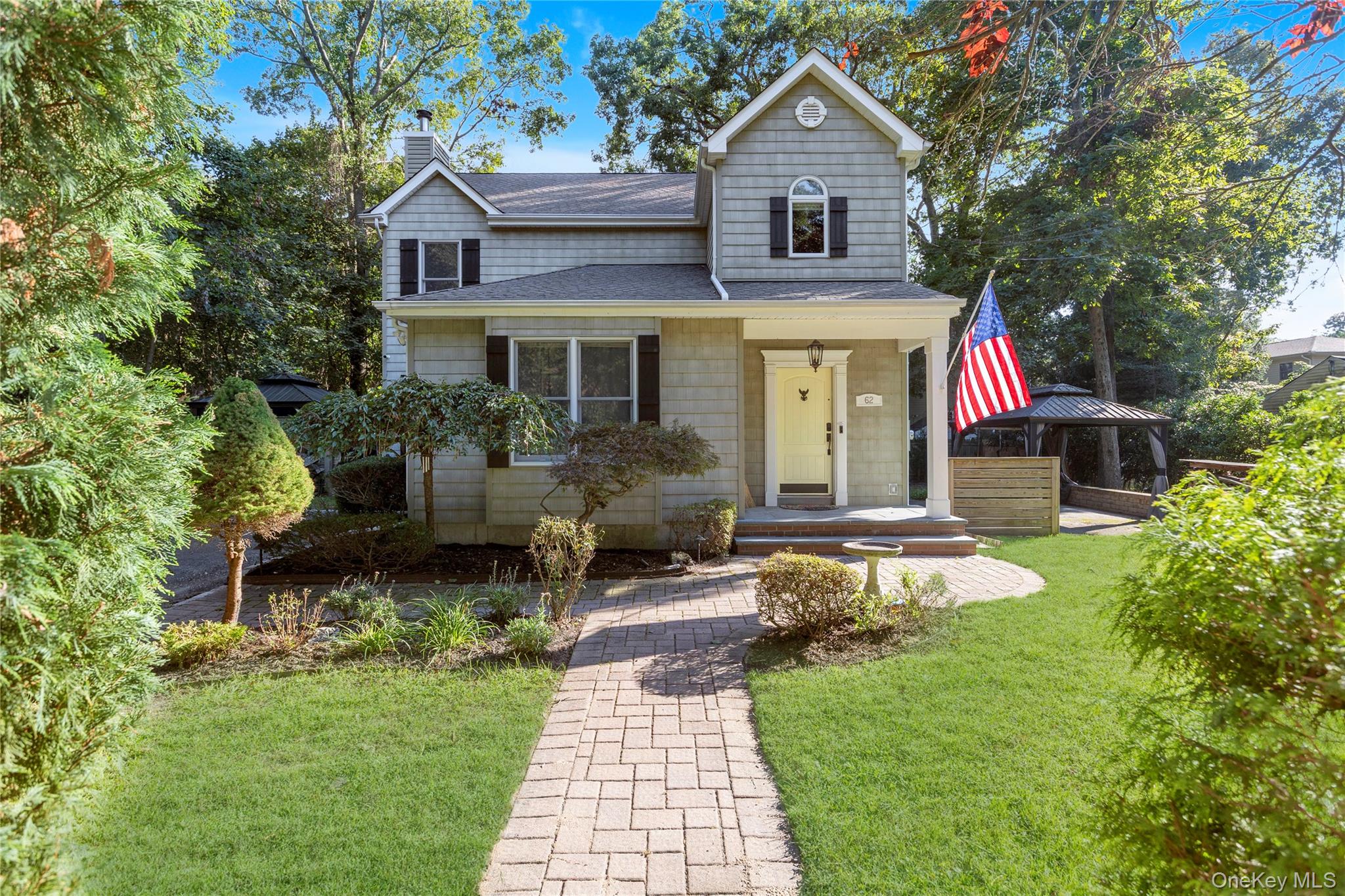 62 Douglaston Road — photo