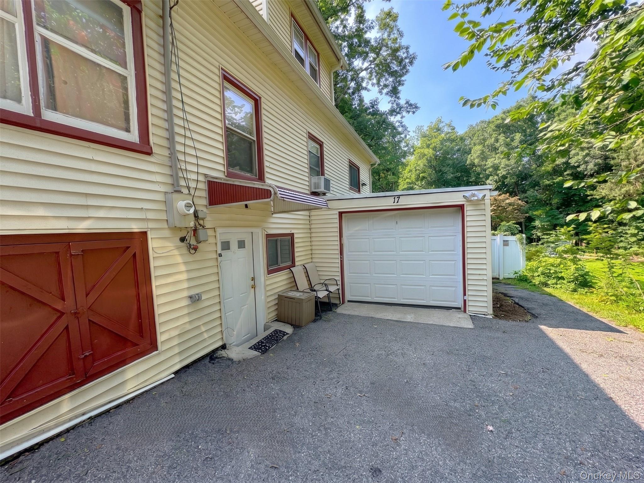 17 Bridge Lane B — photo