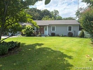36595 County Rd 48, Southold, NY 11958 — photo 2