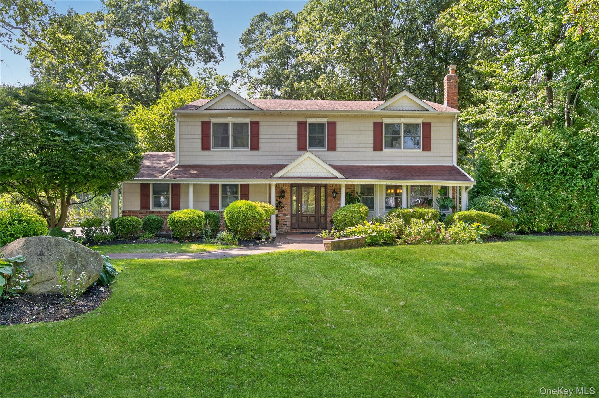 38 McCulloch Drive — photo