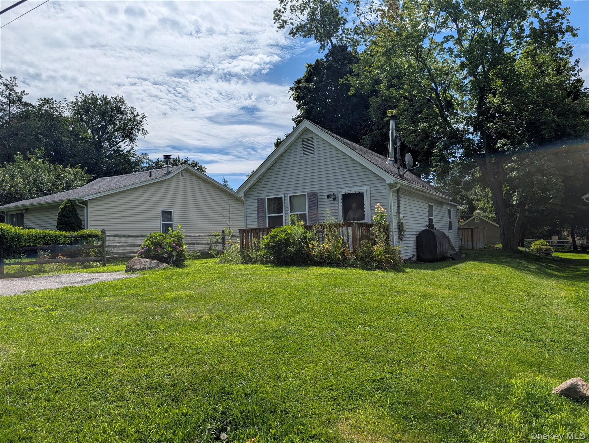 13 Lowell Road — photo
