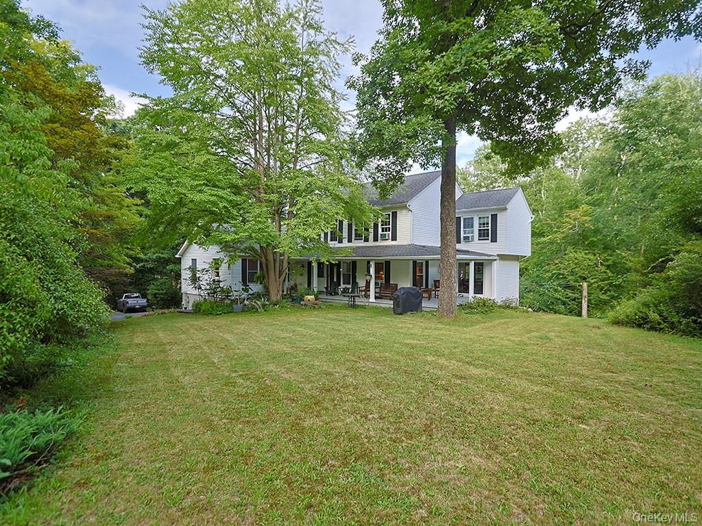 1215 Route 211 W — photo