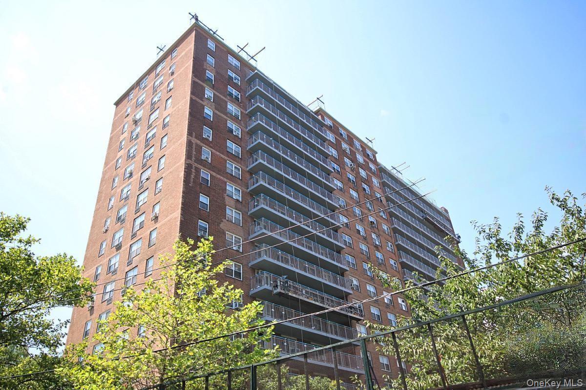 1935 Shore Parkway 15a — photo
