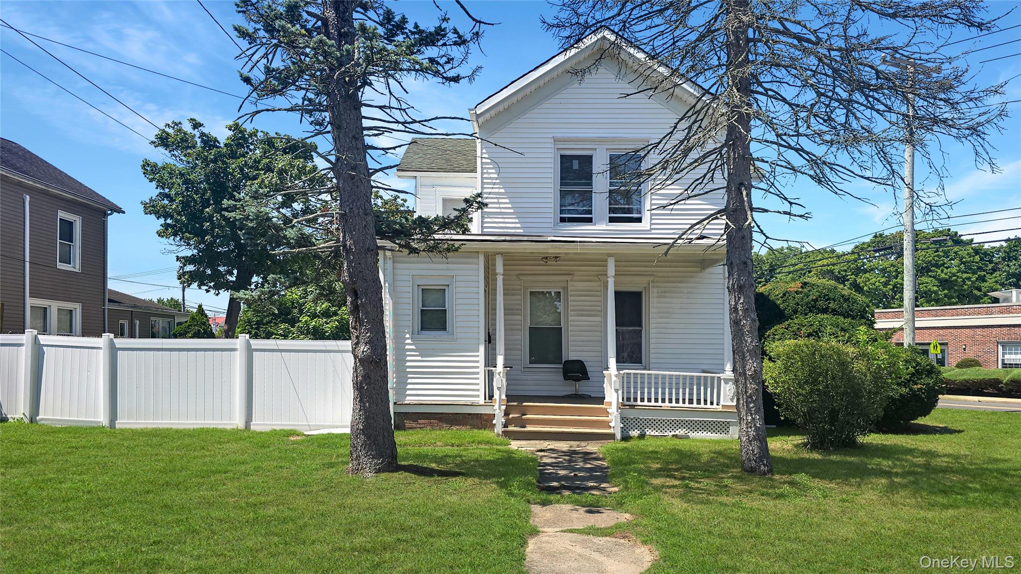 76 Oak Street, Brookhaven, NY 11772 — photo 3