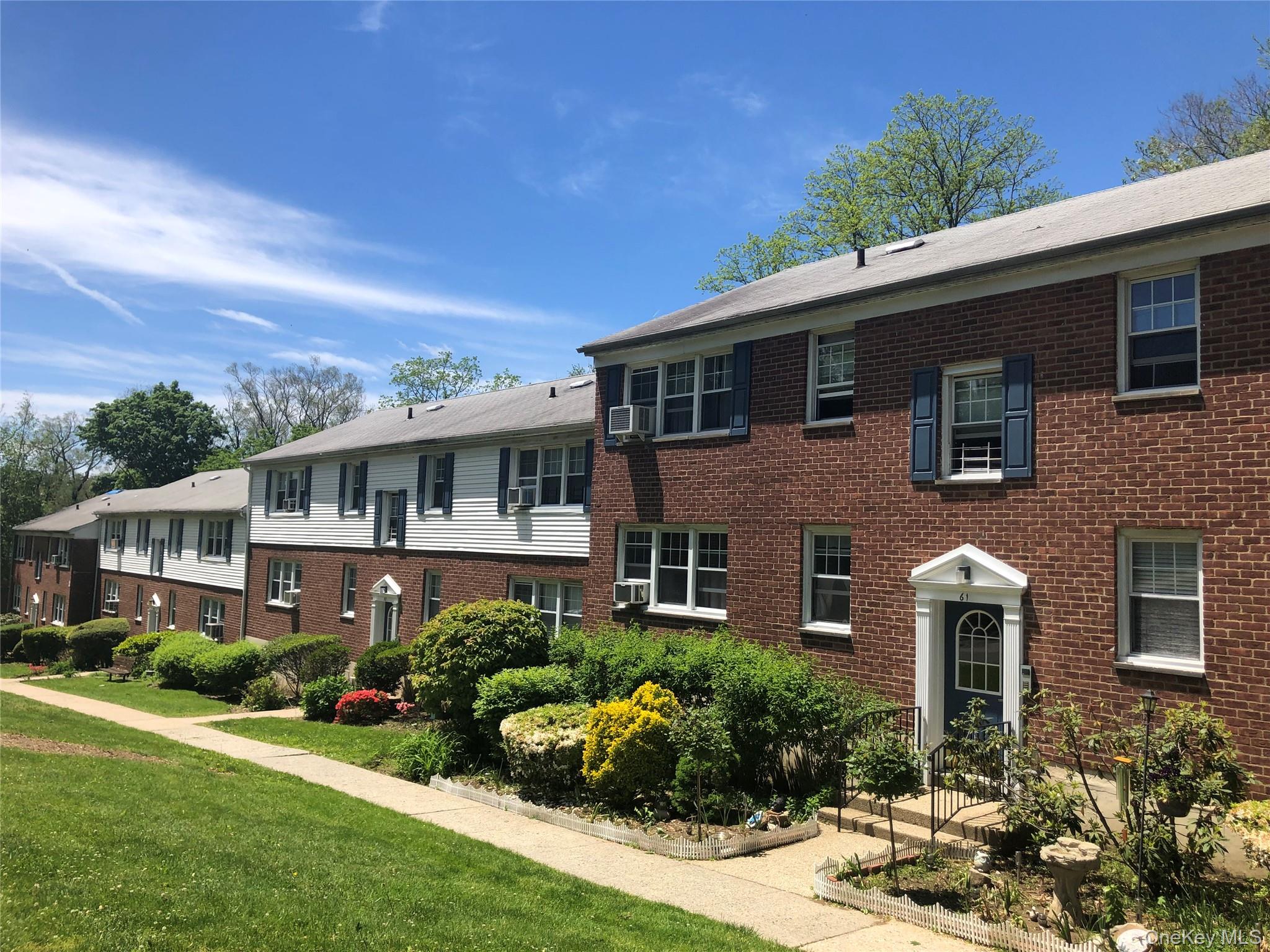 103 Columbus 2B — photo