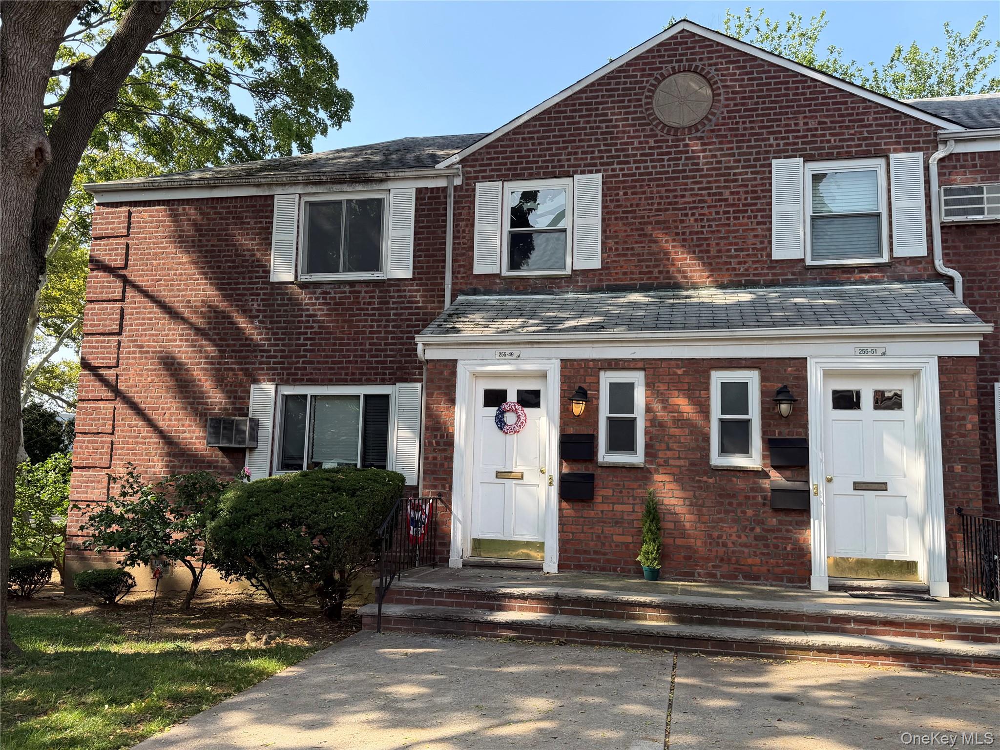 255-49 75th Avenue 2nd Floor — photo