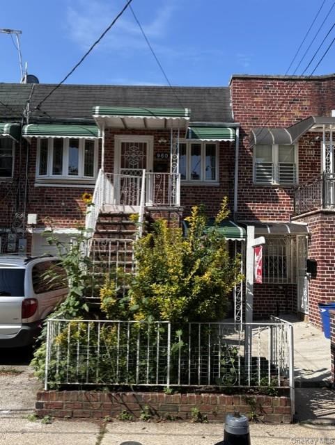 960 E 101st Street, New York, NY 11236 — photo 2