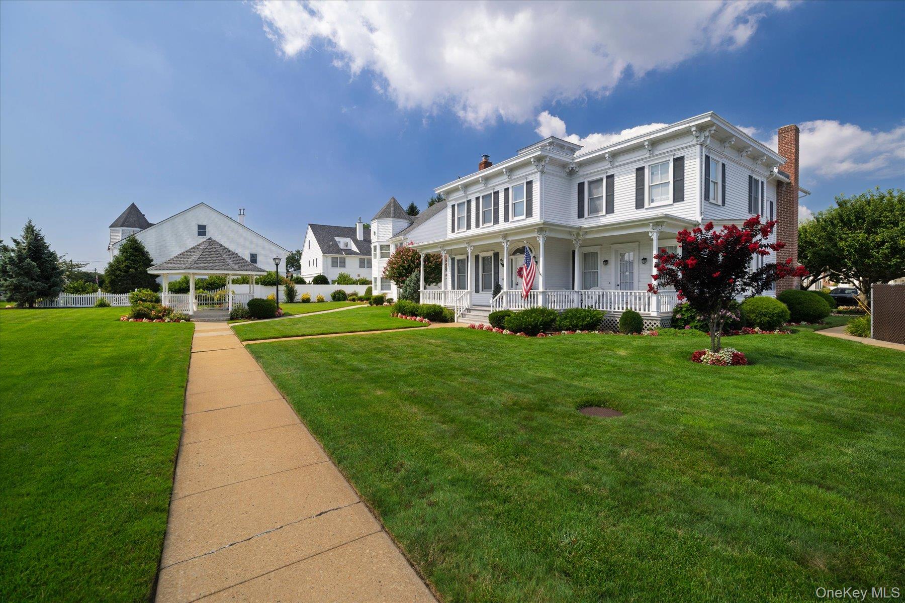 1 Ridgewood Drive — photo