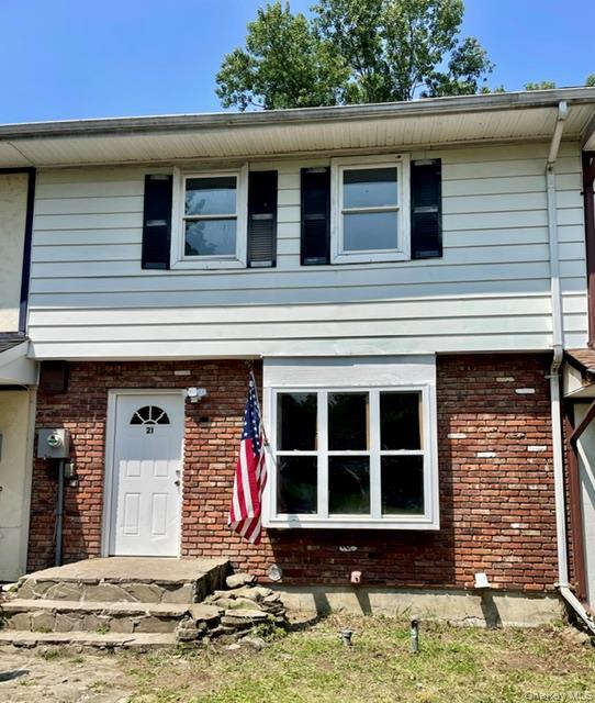 21 Black Stallion Court — photo