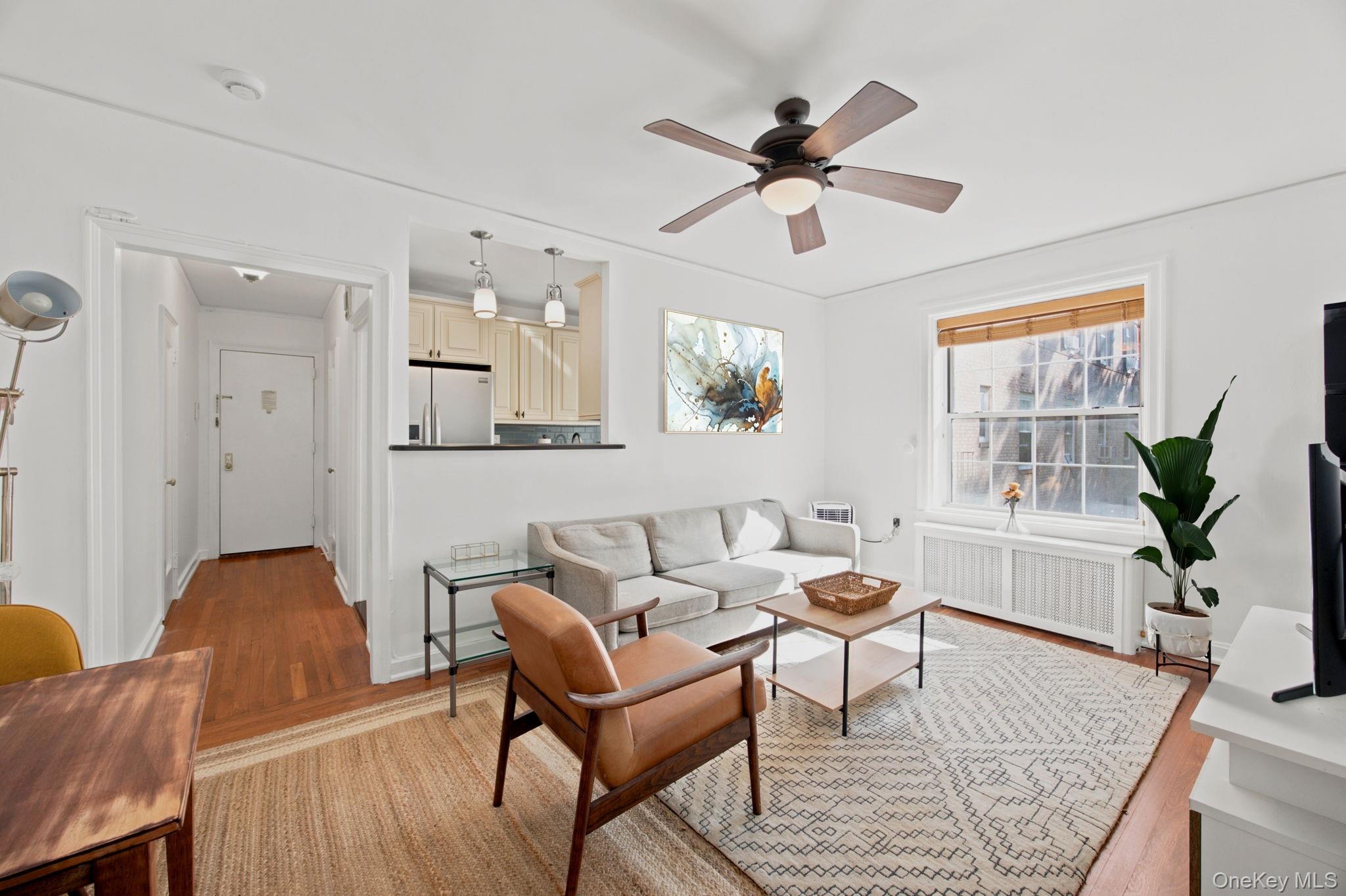 51-34 30th Avenue Unit 4P — photo