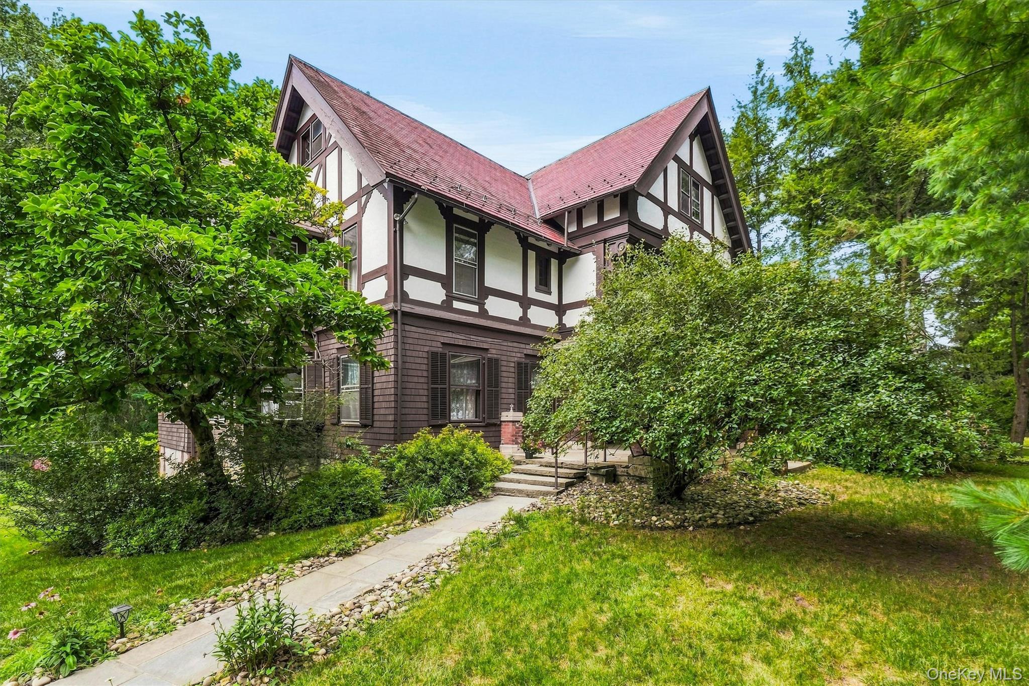 83 Hooker Avenue, Poughkeepsie, NY 12601 — photo 2