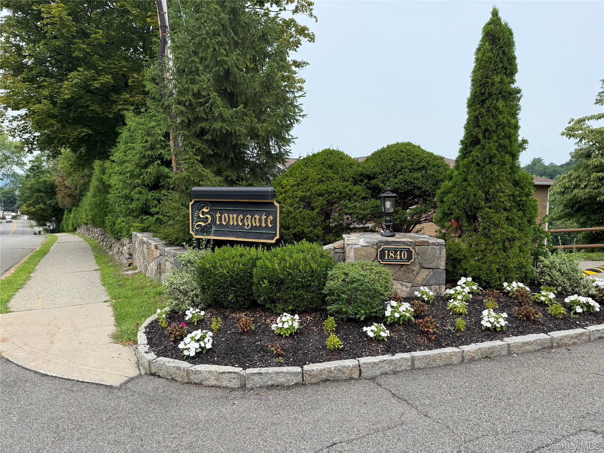 1840 Crompond Road 3B4 — photo