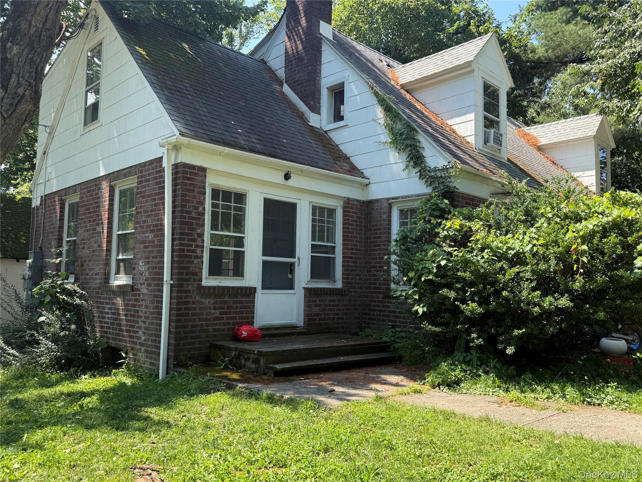 6779 Route 209 — photo