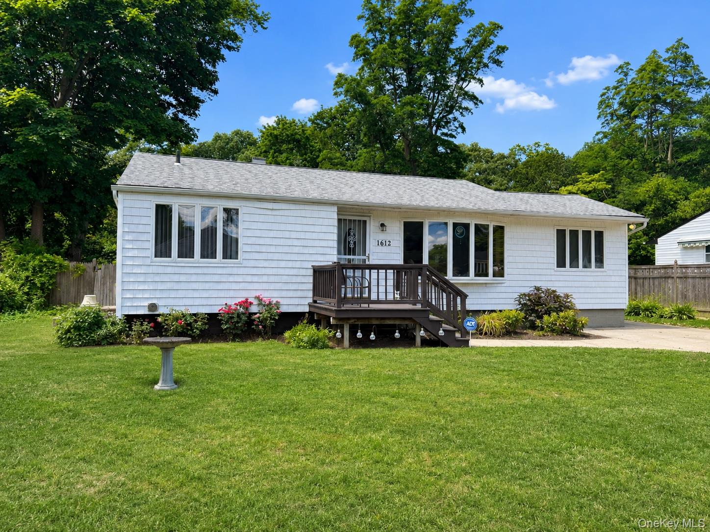 1612 N Gardiner Drive — photo