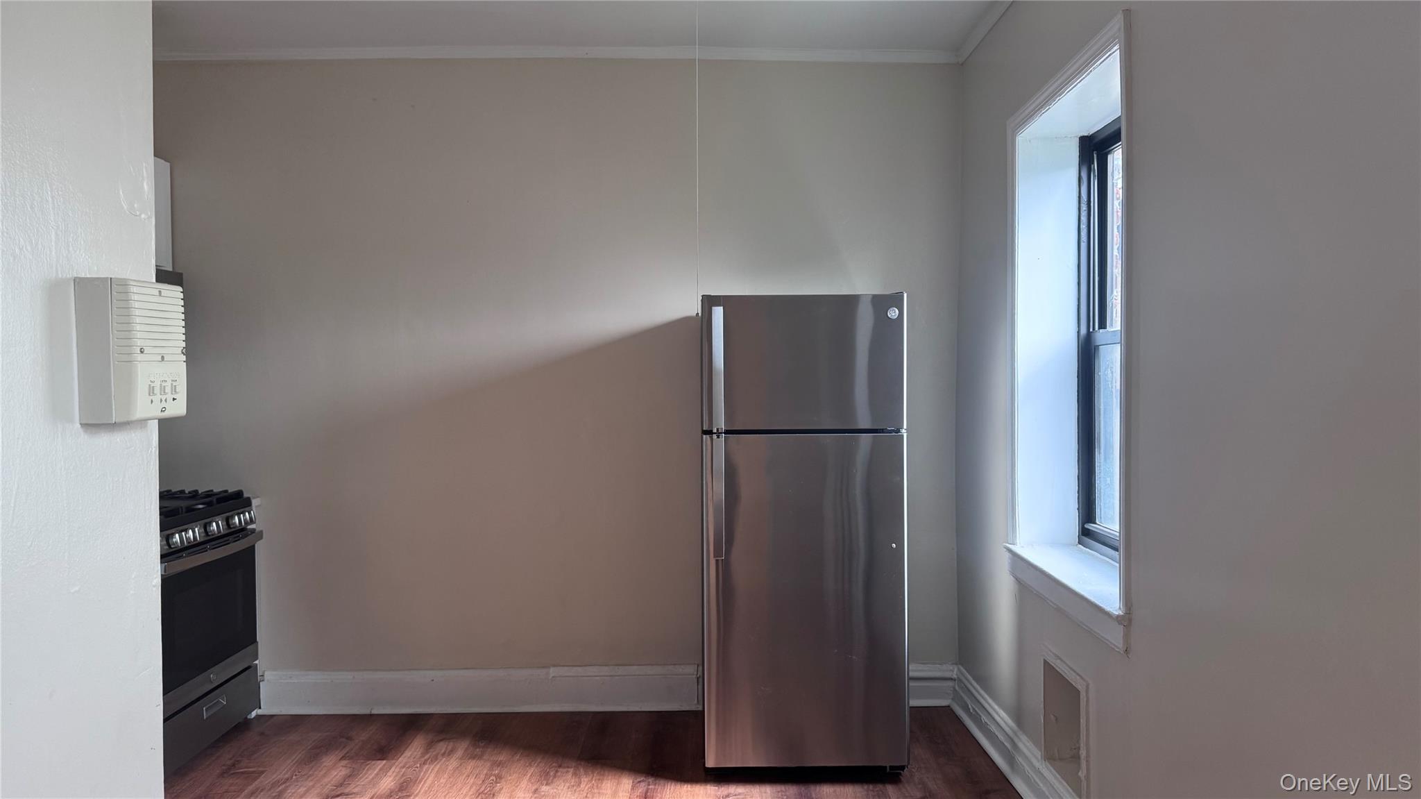 120 Stonelea Place 4G — photo