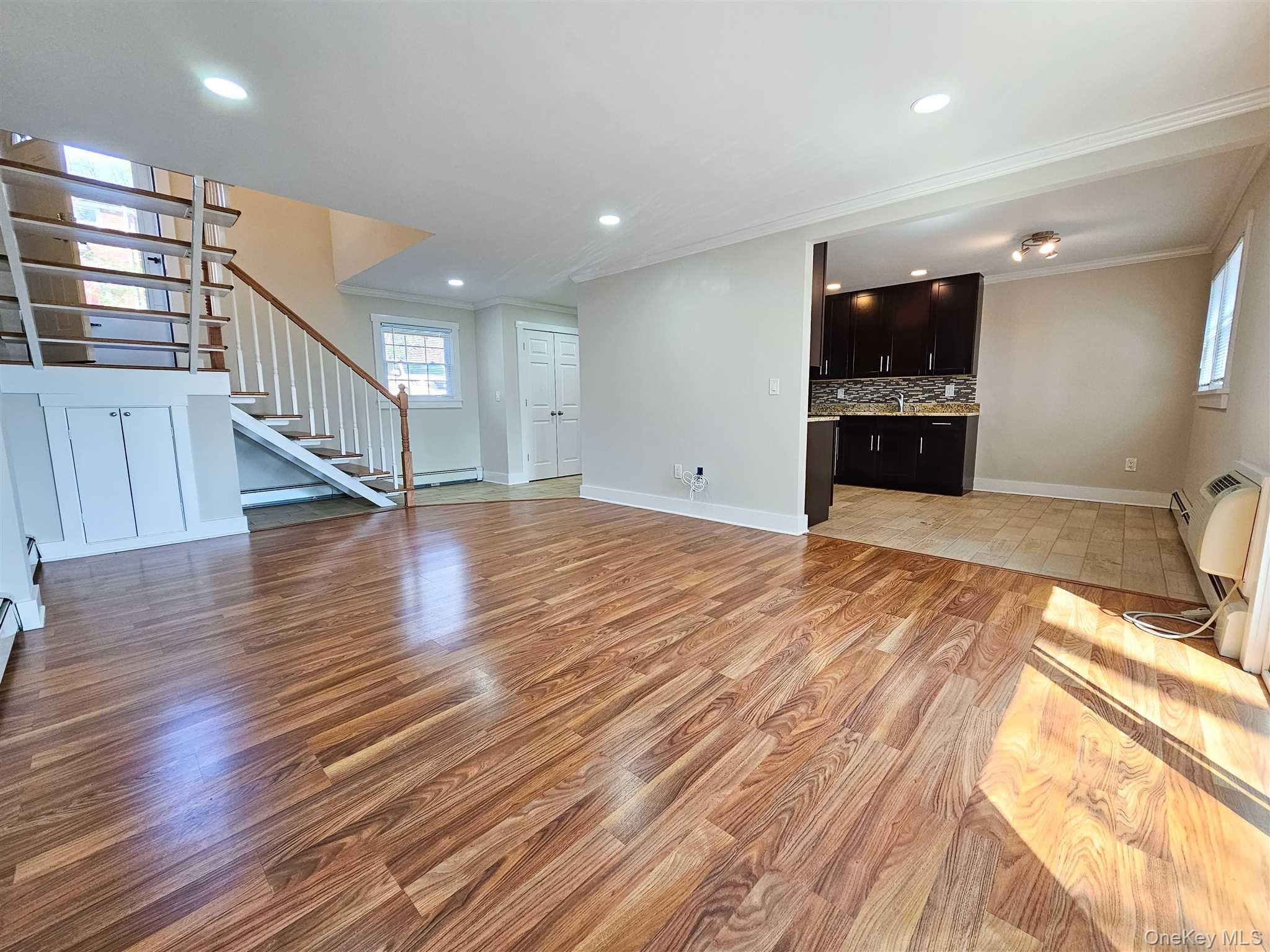 32 Alpine Drive H — photo