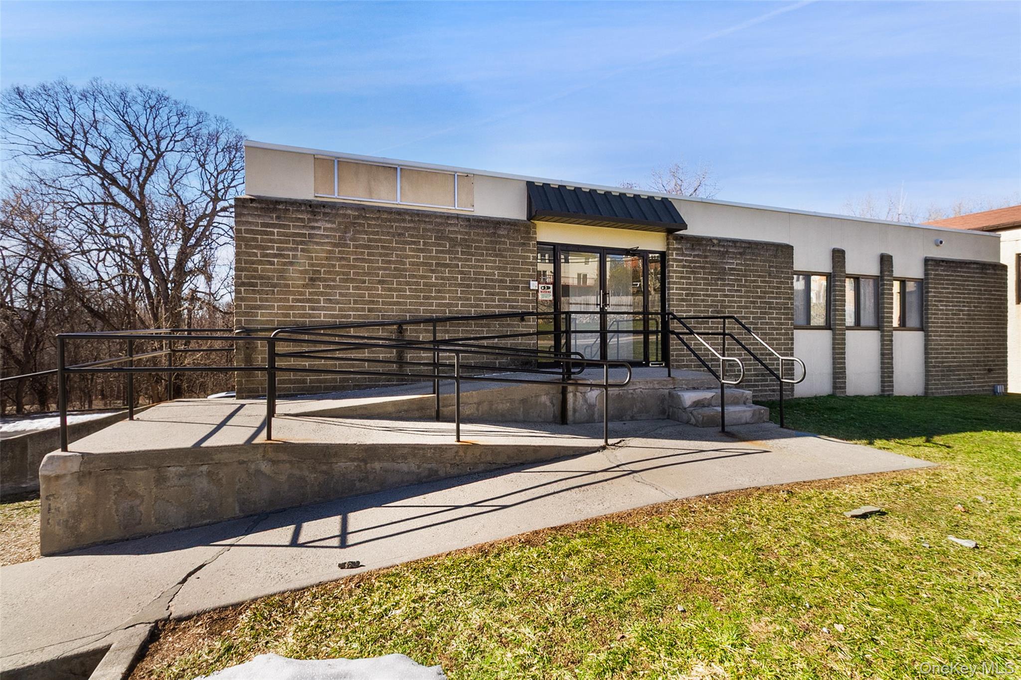 23 Snowden Avenue Unit L — photo