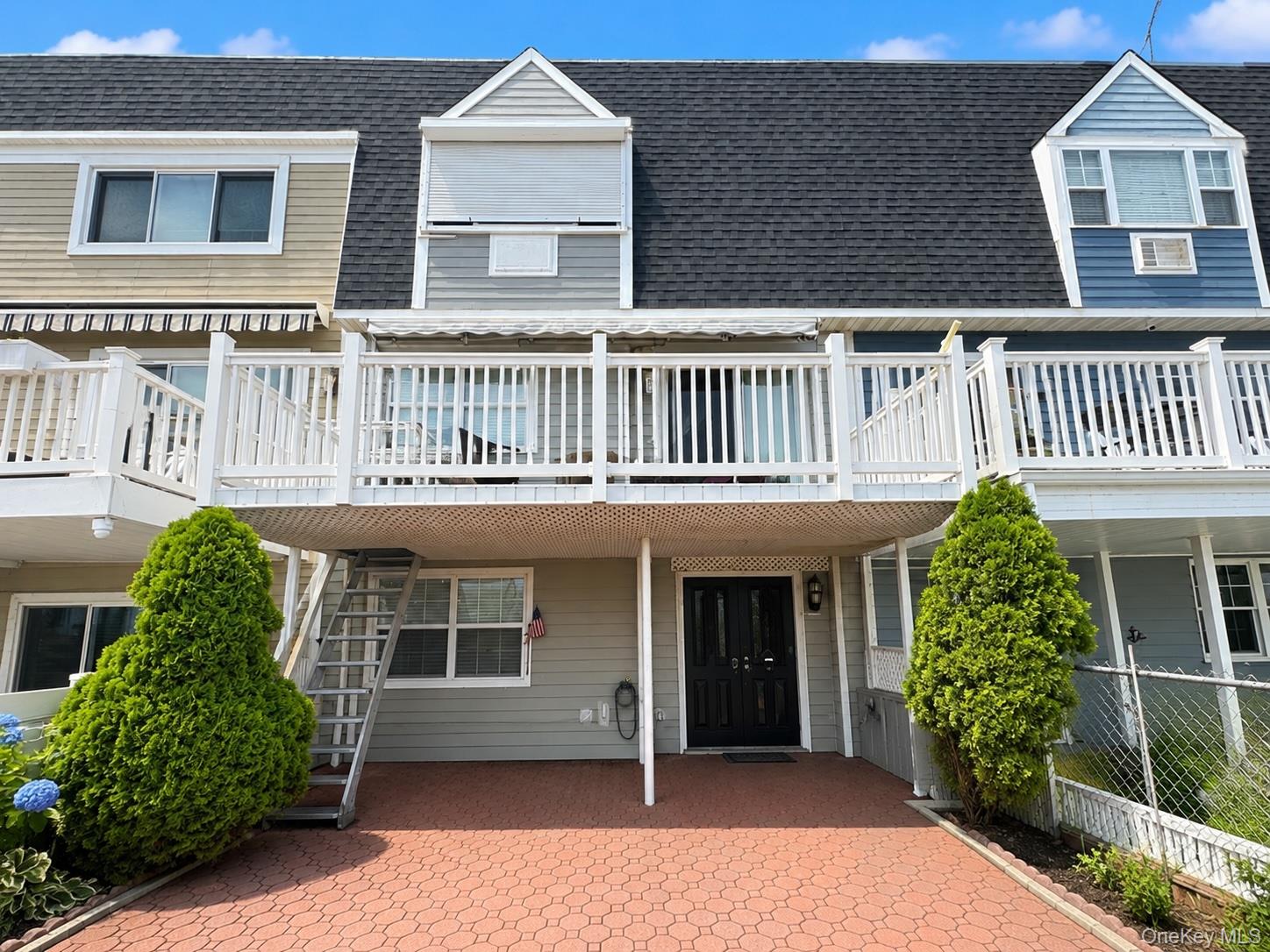 9508 Shore Front Parkway — photo