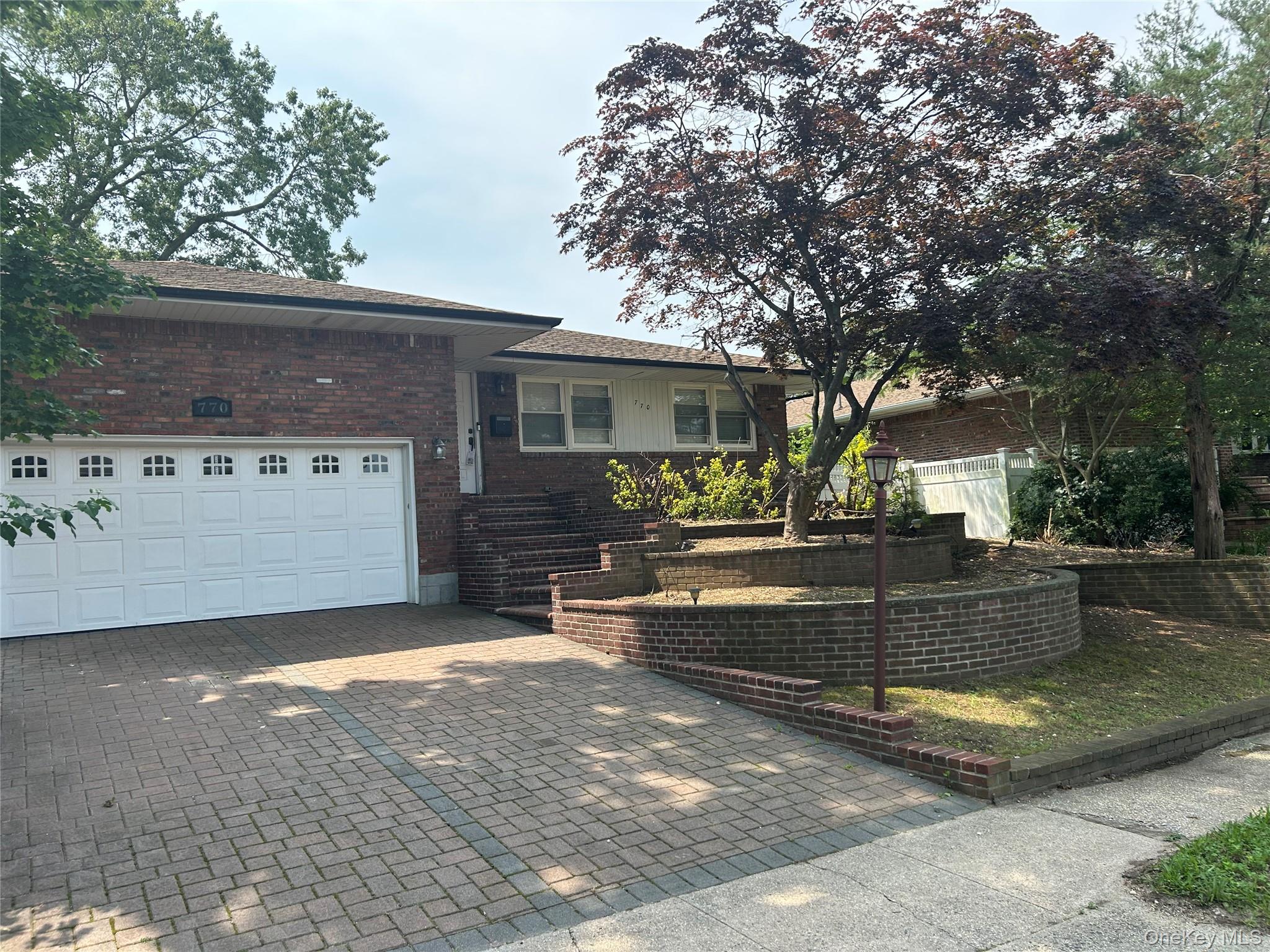 770 Allwyn Street — photo