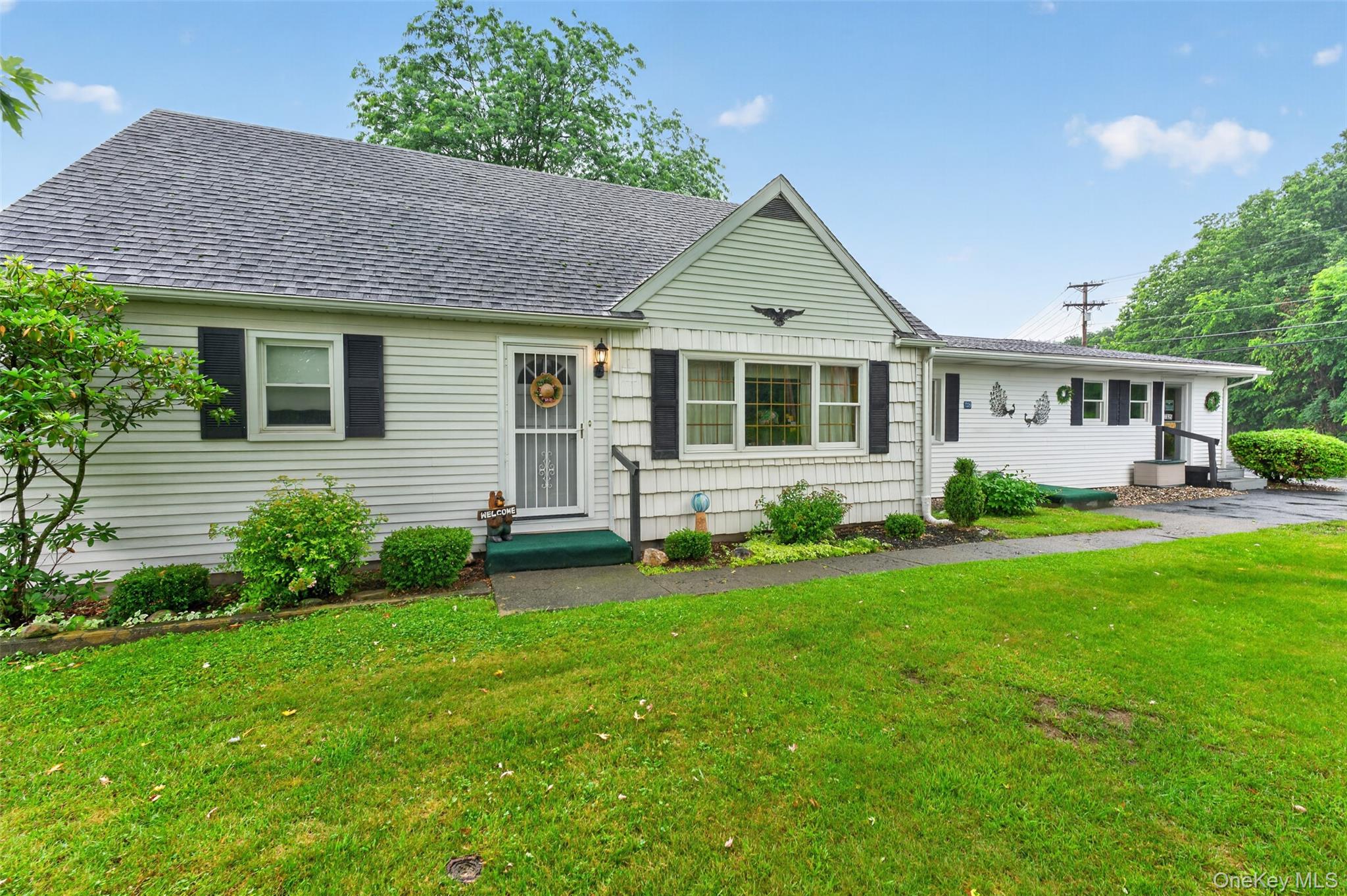 329 Route 27 — photo