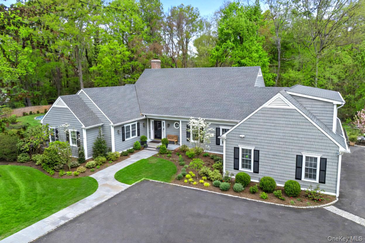 18 Matinecock Farms Road — photo