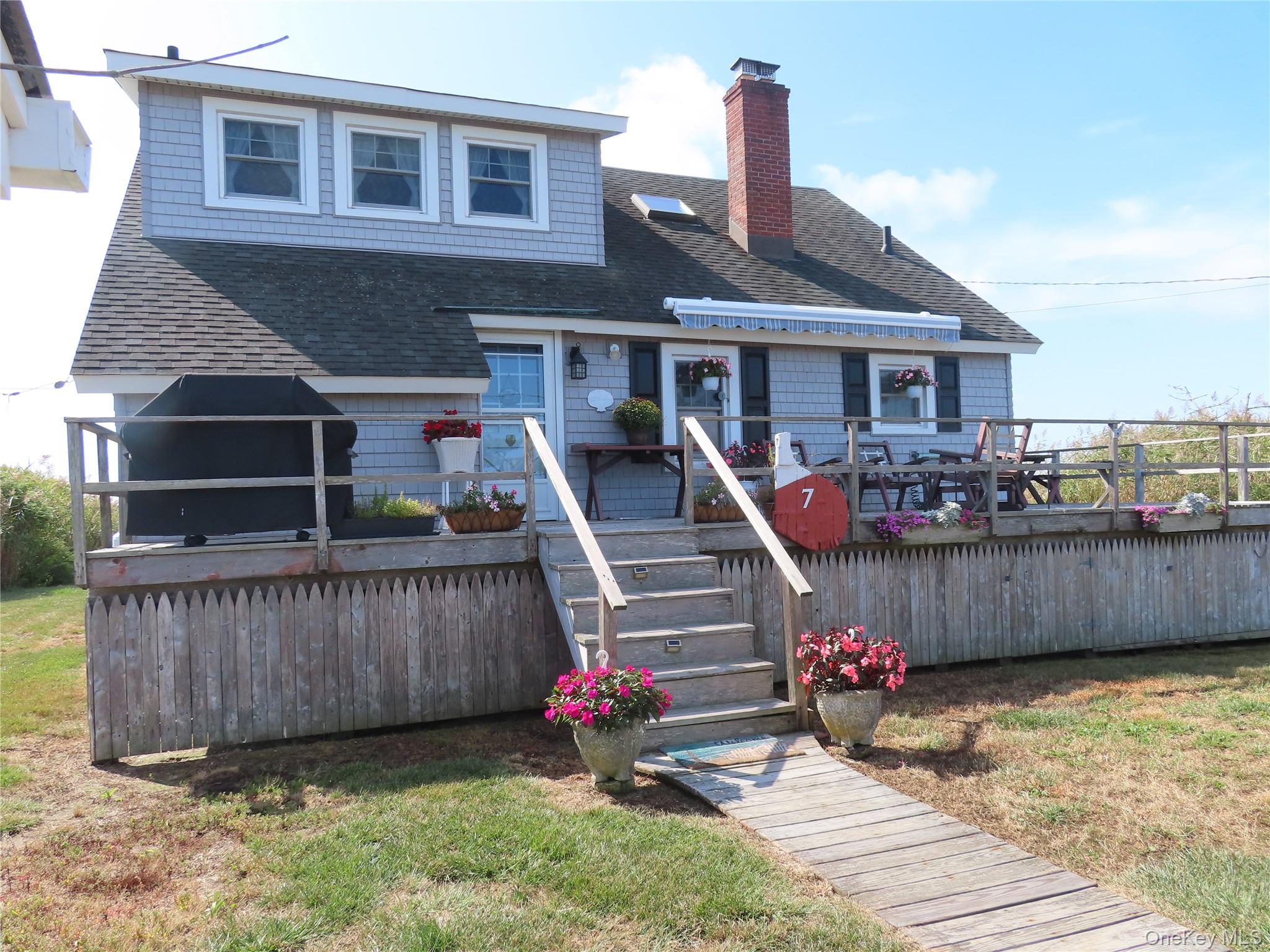 7 Captree, Babylon, NY 11702 — photo 2