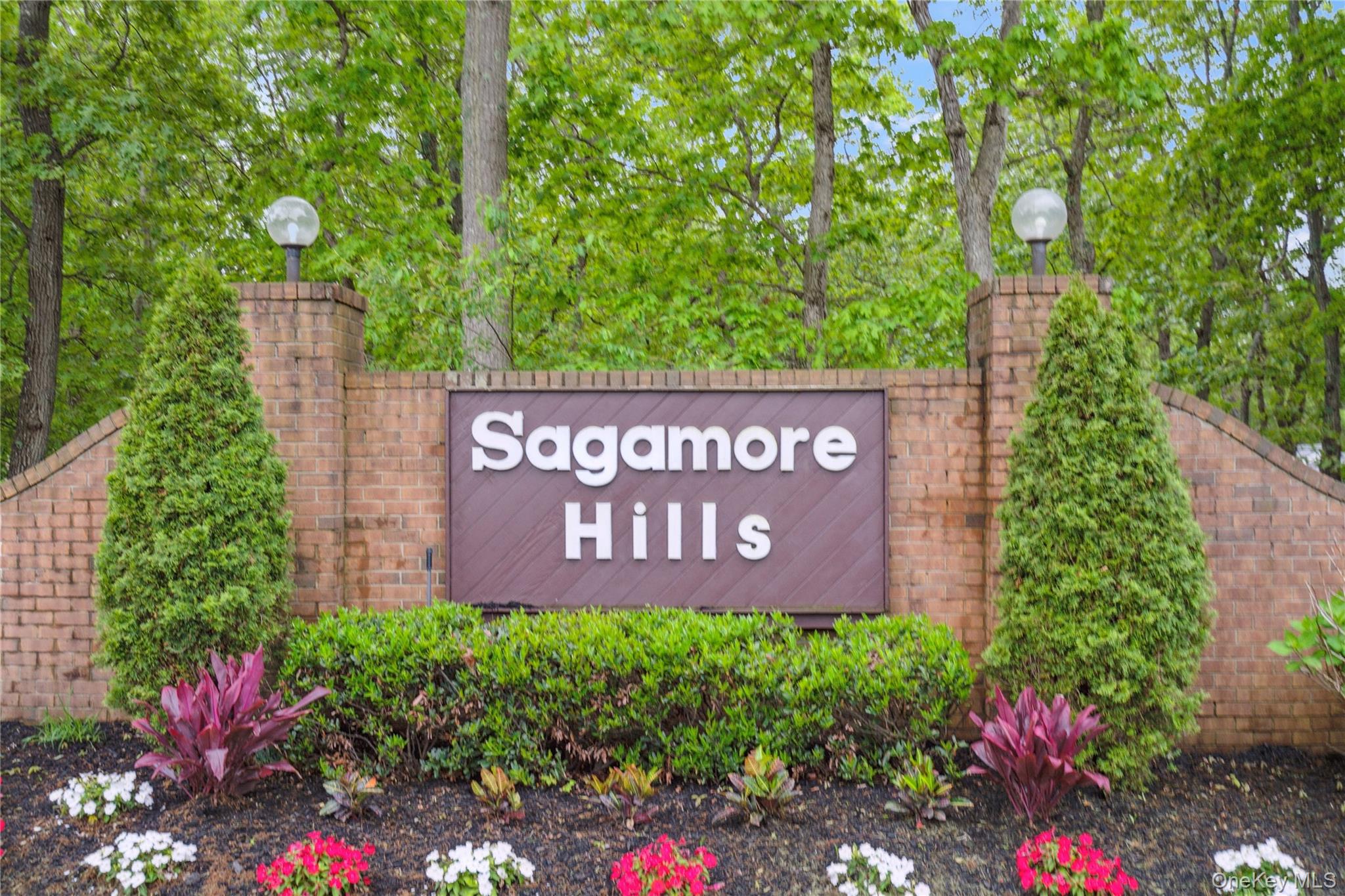 221 Sagamore Hills Drive 221 — photo