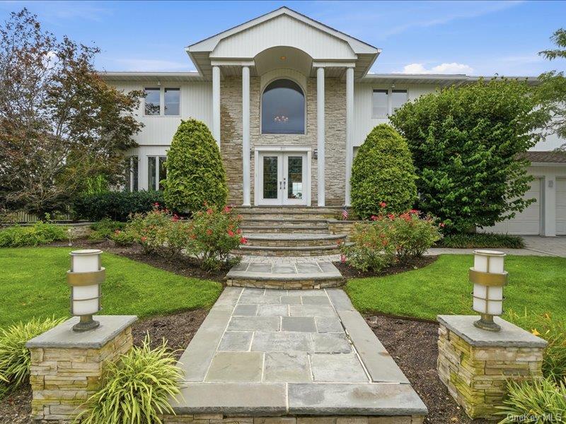 211 Whitewood Drive — photo