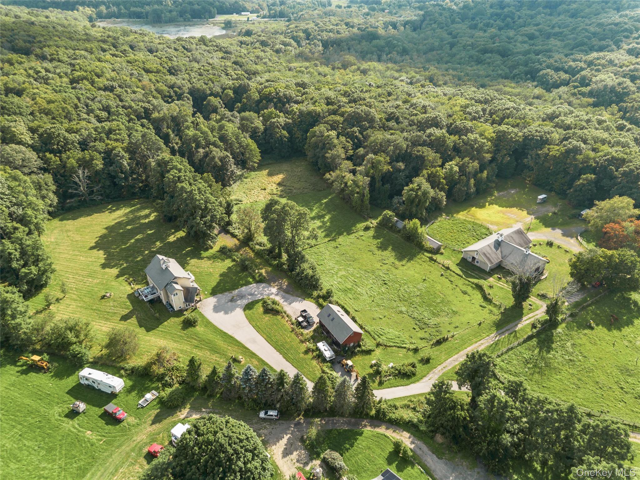 42-45 Blackstone Ridge — photo