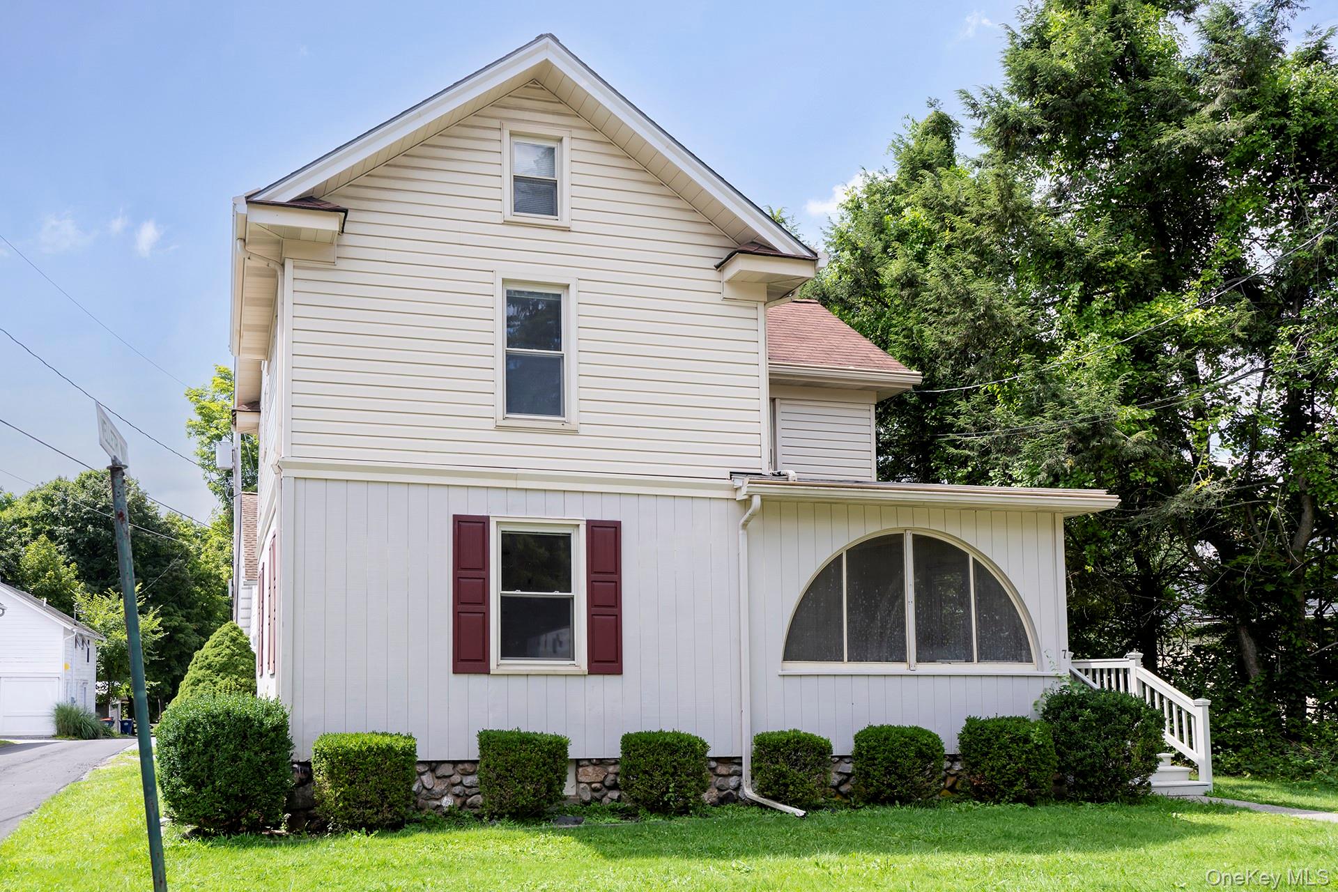 7 Maple Avenue, Washington, NY 12545 — photo 3