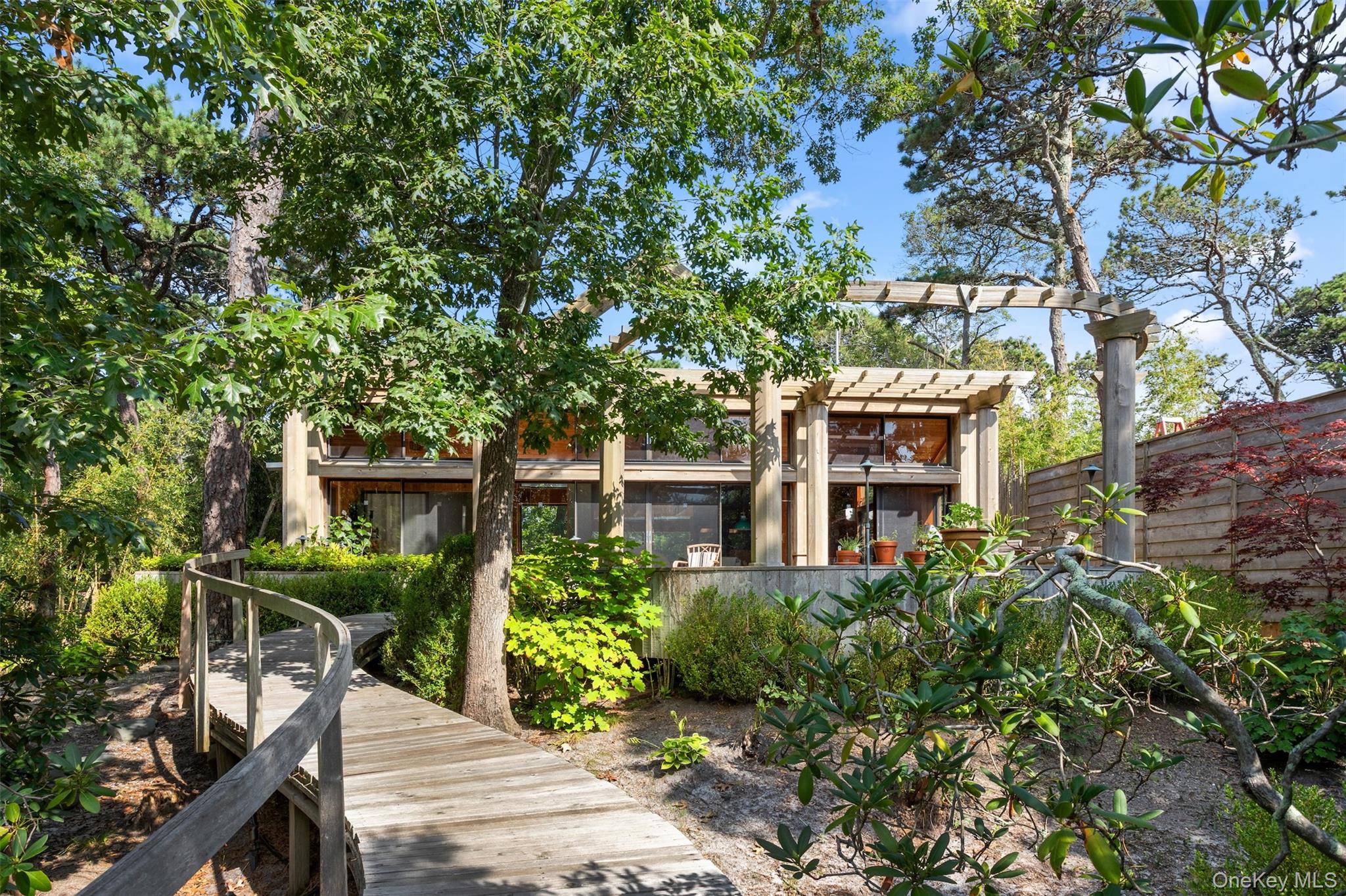 208 Midway Walk — photo