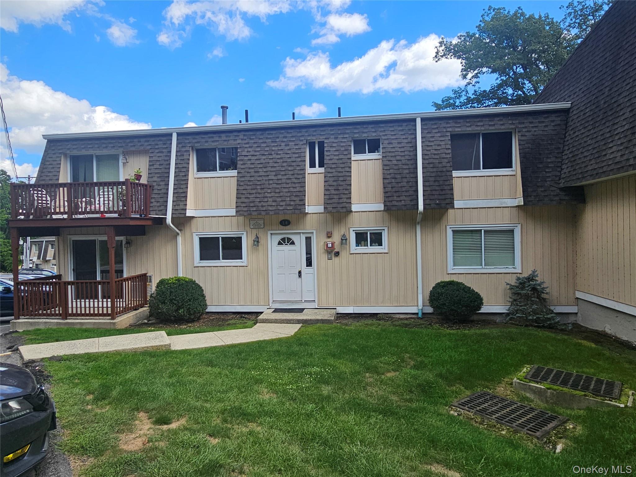 18 Pavilion Ridge Way 1 — photo