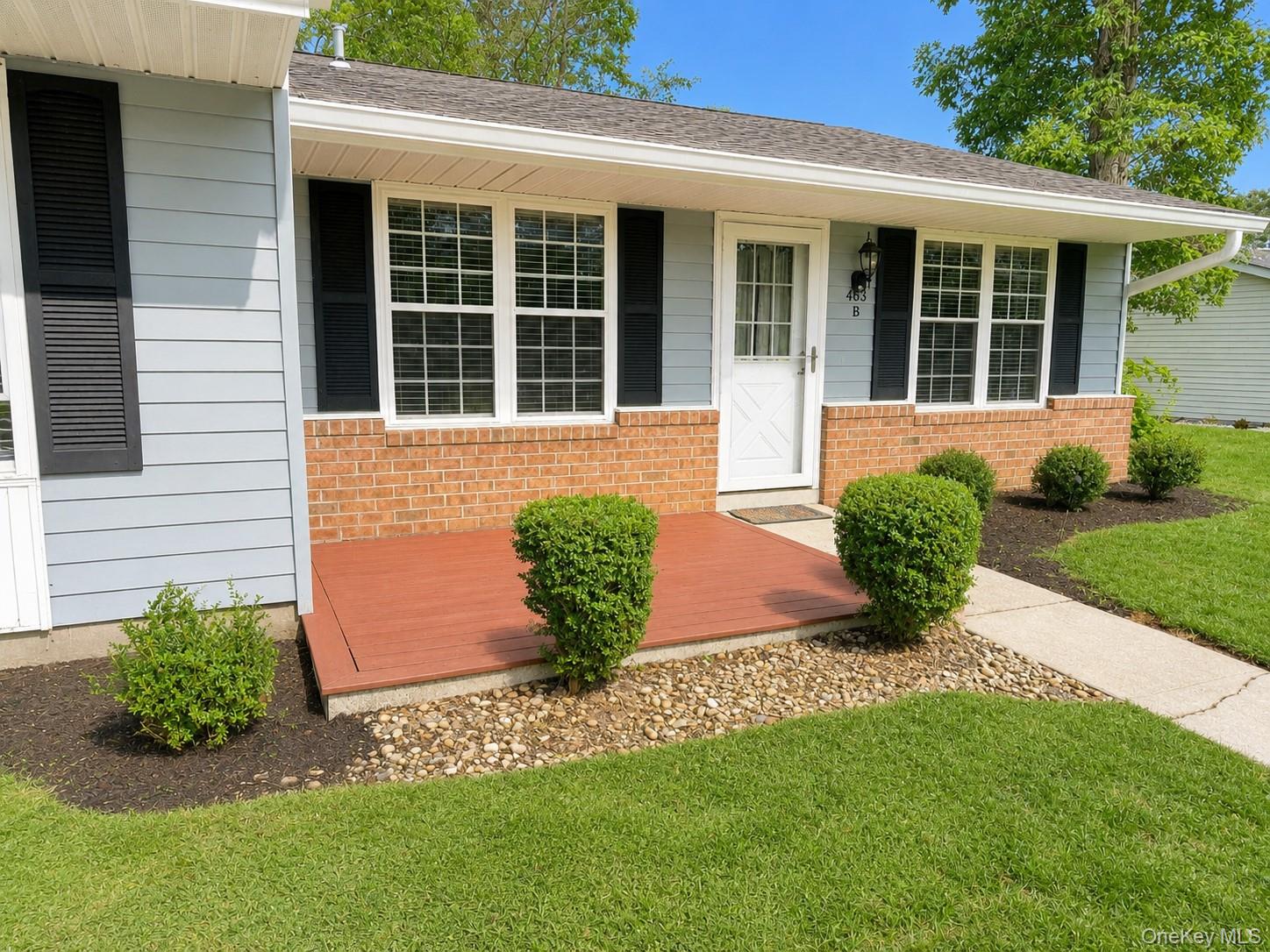 463 B Oldham Court — photo