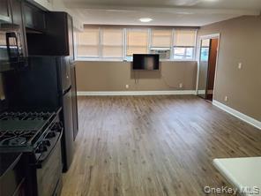 524 Merrick Road 2nd Fl — photo