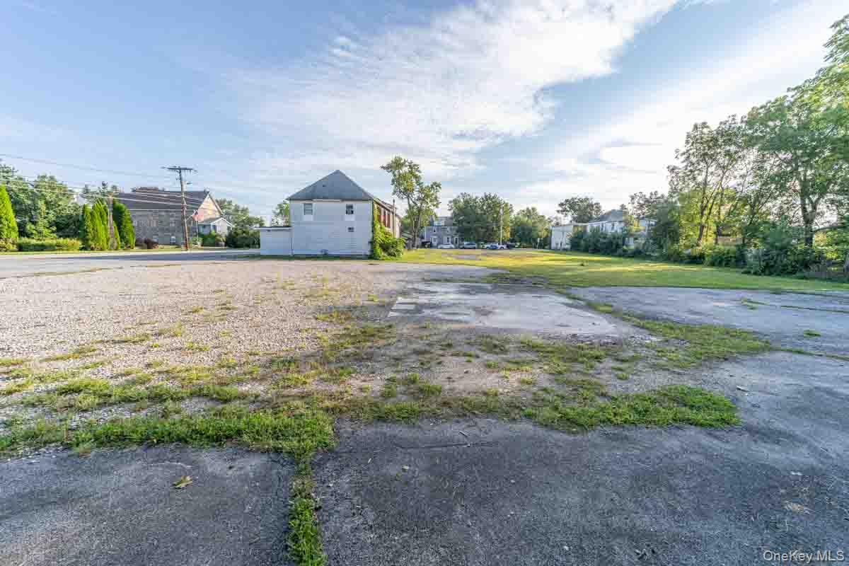 212 Homestead Avenue — photo