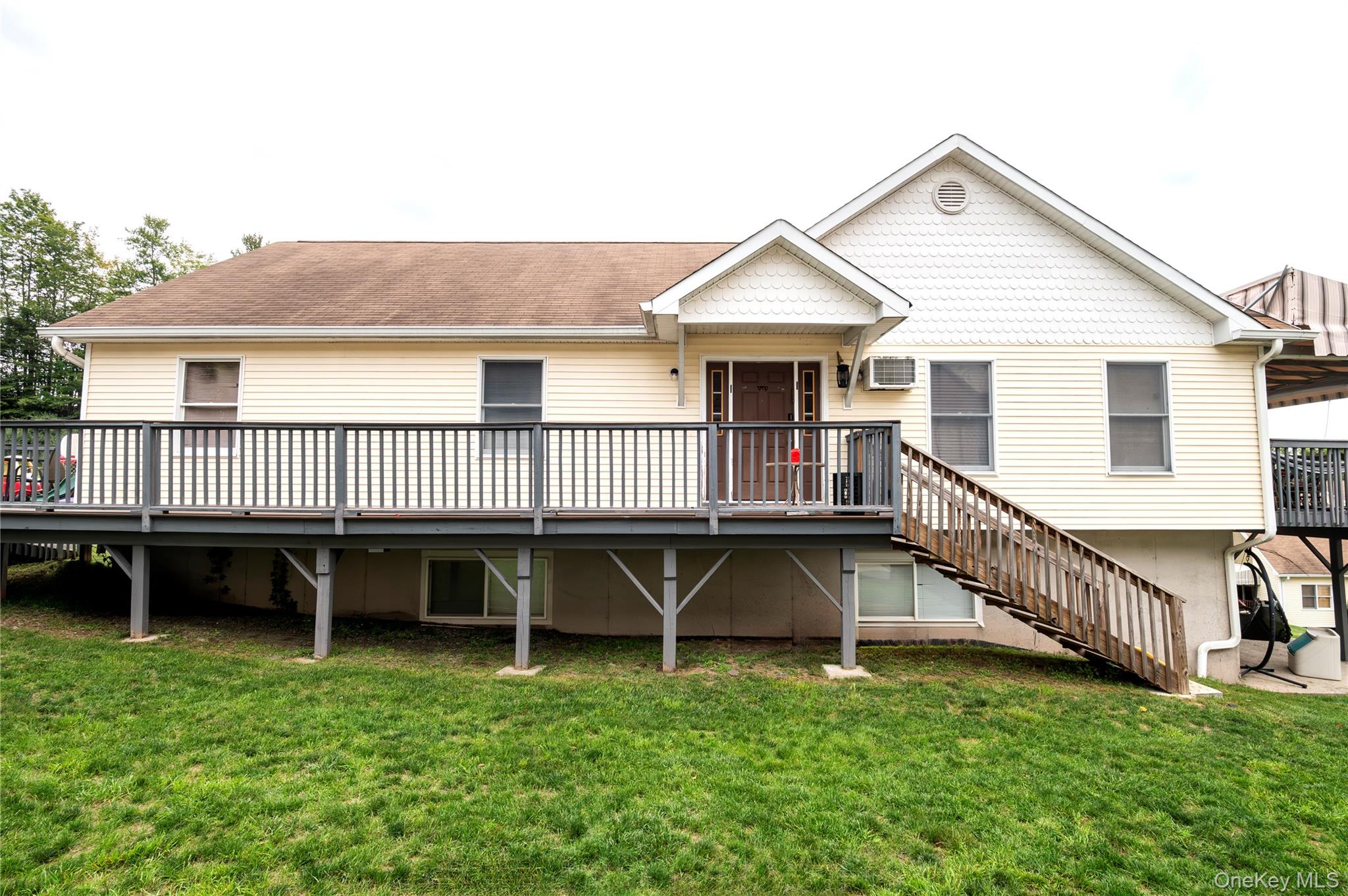 100 Mesora Woods Drive 35 — photo