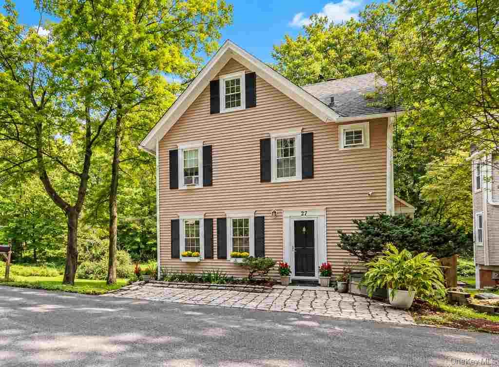 27 Mill River Road — photo