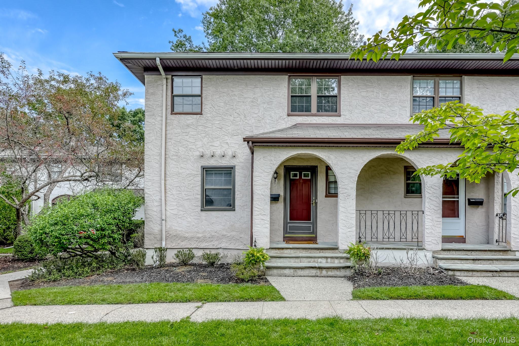 38 Somerset Drive — photo