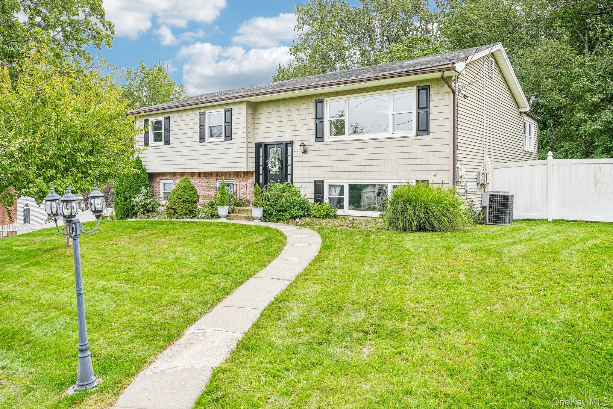 136 Orchid Drive — photo